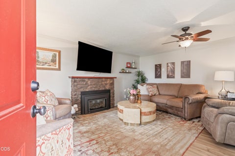 Tiny photo for 751 NE Lookout Avenue, Prineville, OR 97754 (MLS # 220224134)