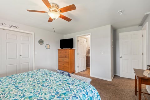 Tiny photo for 751 NE Lookout Avenue, Prineville, OR 97754 (MLS # 220224134)