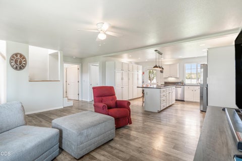 Tiny photo for 7070 NE Juniper Ridge Road, Redmond, OR 97756 (MLS # 220226758)