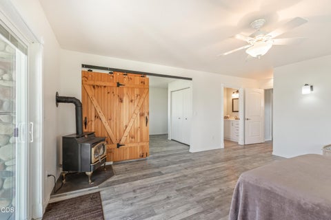 Tiny photo for 7070 NE Juniper Ridge Road, Redmond, OR 97756 (MLS # 220226758)