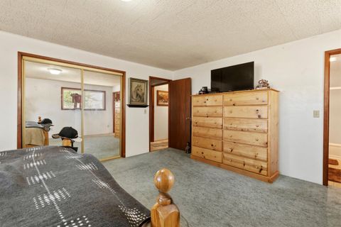 Tiny photo for 32585 Transformer Rd, Malin, OR 97632 (MLS # 220219751)