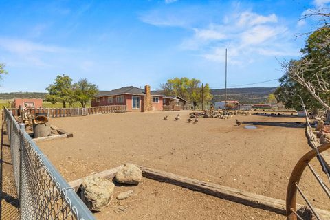 Tiny photo for 32585 Transformer Rd, Malin, OR 97632 (MLS # 220219751)