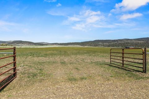 Tiny photo for 32585 Transformer Rd, Malin, OR 97632 (MLS # 220219751)