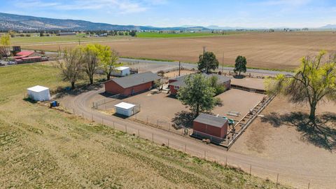 Tiny photo for 32585 Transformer Rd, Malin, OR 97632 (MLS # 220219751)