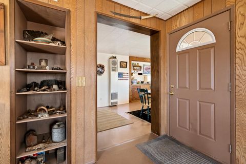 Tiny photo for 32585 Transformer Rd, Malin, OR 97632 (MLS # 220219751)
