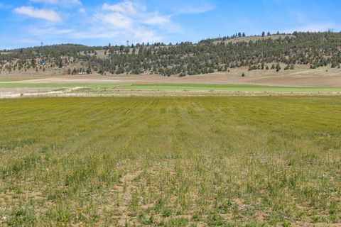 Tiny photo for 32585 Transformer Rd, Malin, OR 97632 (MLS # 220219751)
