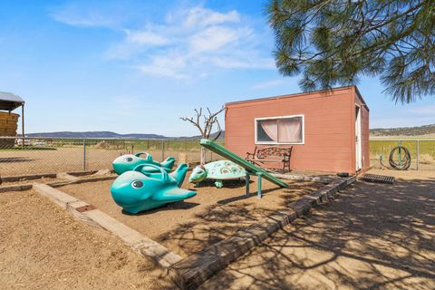 Tiny photo for 32585 Transformer Rd, Malin, OR 97632 (MLS # 220219751)