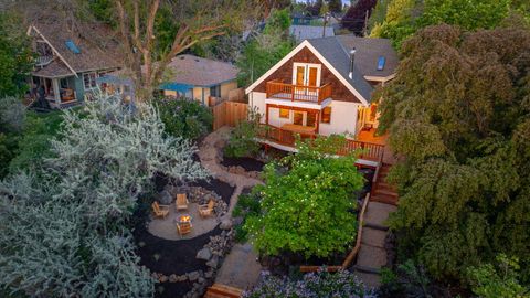 104 NW Congress Street Bend OR 97703