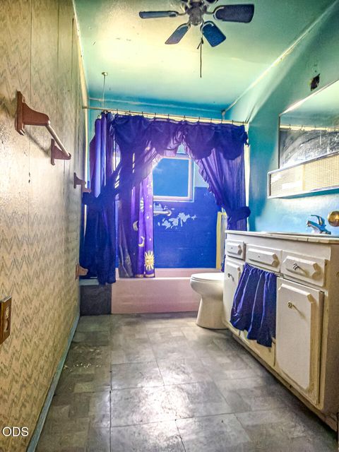 Tiny photo for 3126 Delaware Avenue, Klamath Falls, OR 97603 (MLS # 220223110)
