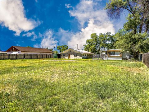 Tiny photo for 3126 Delaware Avenue, Klamath Falls, OR 97603 (MLS # 220223110)