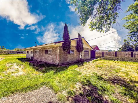 Tiny photo for 3126 Delaware Avenue, Klamath Falls, OR 97603 (MLS # 220223110)