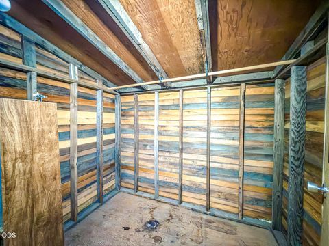 Tiny photo for 3126 Delaware Avenue, Klamath Falls, OR 97603 (MLS # 220223110)