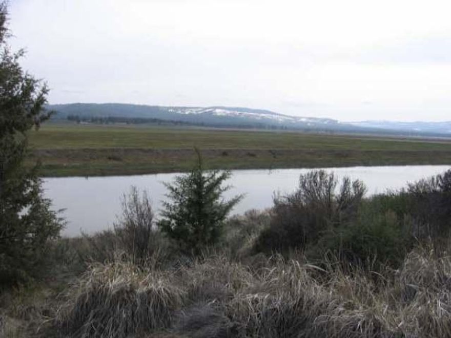 Waterfront With A Fantastic View Of The Sprague River Valley! Great Fishing And Lots Of Wildlife. Live Your Dream On This Beautiful Acre