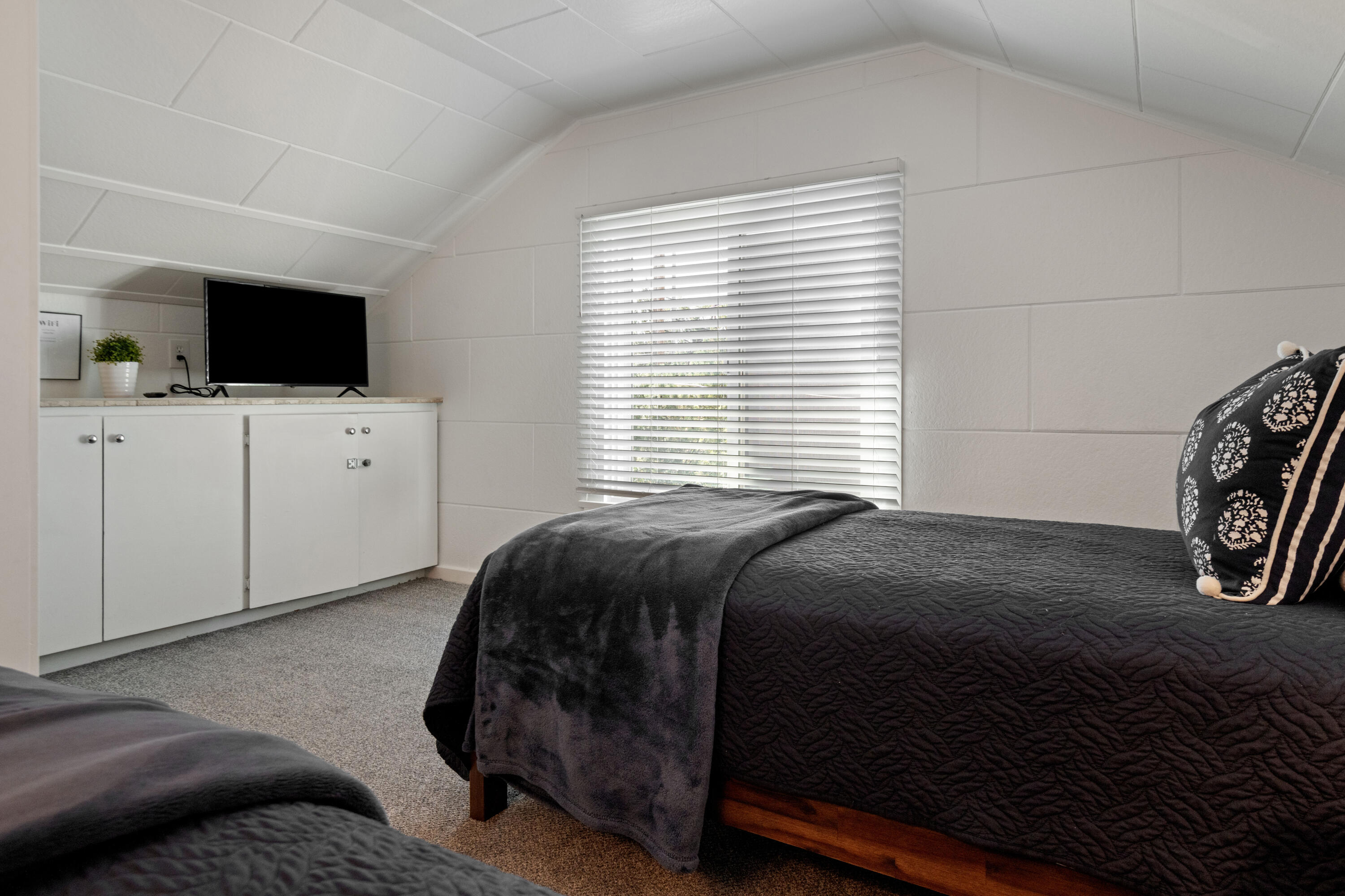 Riverside - Residential