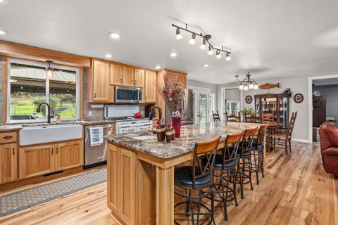 Tiny photo for 9728 Lower River Road, Grants Pass, OR 97526 (MLS # 220217139)