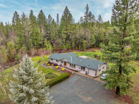 Tiny photo for 9728 Lower River Road, Grants Pass, OR 97526 (MLS # 220217139)