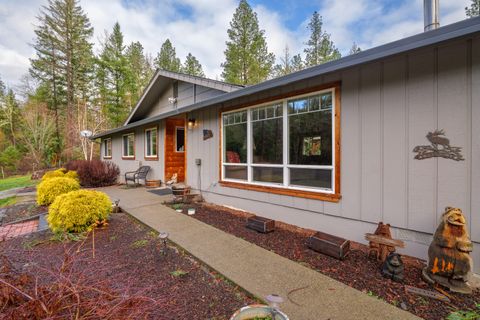 Tiny photo for 9728 Lower River Road, Grants Pass, OR 97526 (MLS # 220217139)
