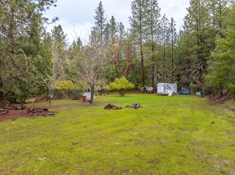 Tiny photo for 9728 Lower River Road, Grants Pass, OR 97526 (MLS # 220217139)
