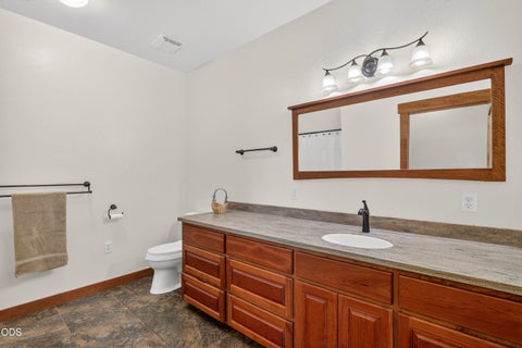 Tiny photo for 22494 Jefferson Road, Ashland, OR 97520 (MLS # 220223401)