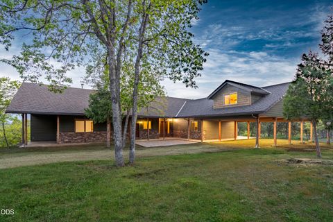Photo of 22494 Jefferson Road, Ashland, OR 97520 (MLS # 220223401)