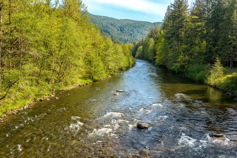 Tiny photo for 58200 E Marmot Road, Sandy, OR 97055 (MLS # 220220024)