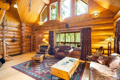 Tiny photo for 58200 E Marmot Road, Sandy, OR 97055 (MLS # 220220024)