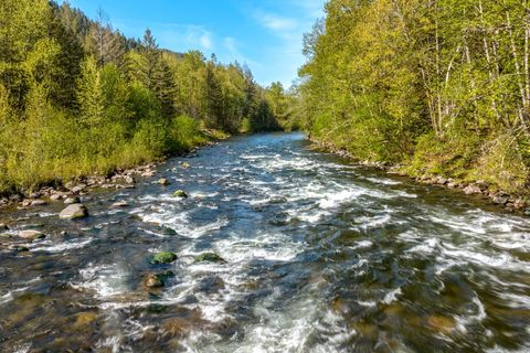 Tiny photo for 58200 E Marmot Road, Sandy, OR 97055 (MLS # 220220024)