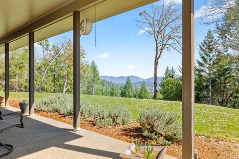 Tiny photo for 1095 Ingalls Lane, Grants Pass, OR 97527 (MLS # 220216879)