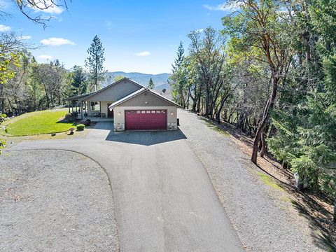 Tiny photo for 1095 Ingalls Lane, Grants Pass, OR 97527 (MLS # 220216879)