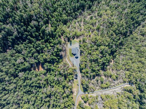 Tiny photo for 1095 Ingalls Lane, Grants Pass, OR 97527 (MLS # 220216879)