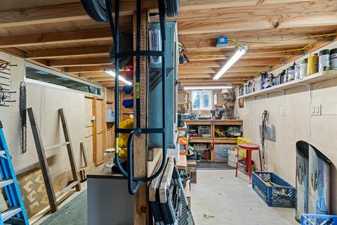 Tiny photo for 1095 Ingalls Lane, Grants Pass, OR 97527 (MLS # 220216879)