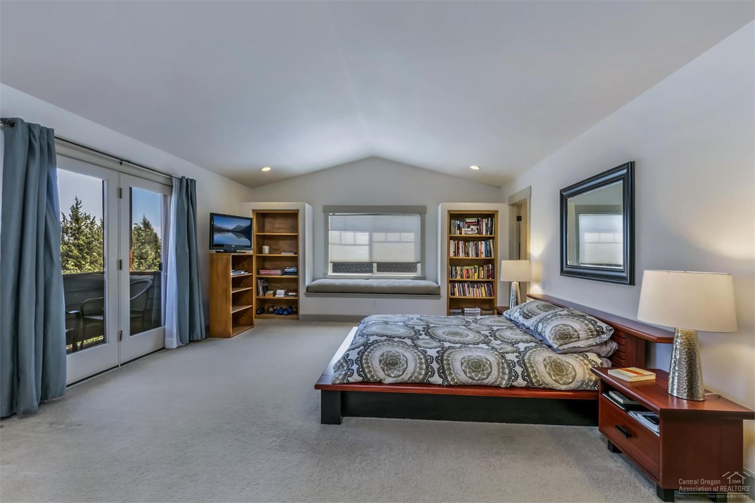 Hawks Ridge - Residential
