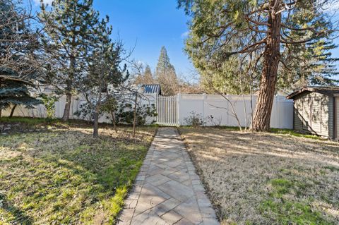 Tiny photo for 285 Beach Street, Ashland, OR 97520 (MLS # 220214078)