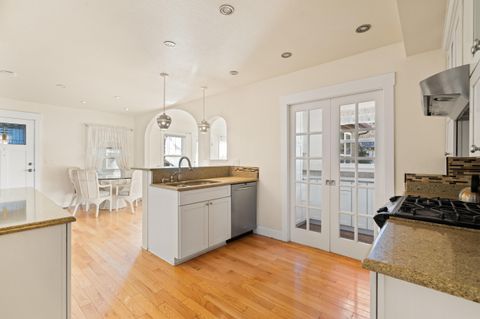 Tiny photo for 285 Beach Street, Ashland, OR 97520 (MLS # 220214078)