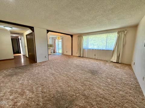 Tiny photo for 5119 Barry Avenue, Klamath Falls, OR 97603 (MLS # 220223485)