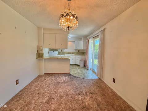 Tiny photo for 5119 Barry Avenue, Klamath Falls, OR 97603 (MLS # 220223485)