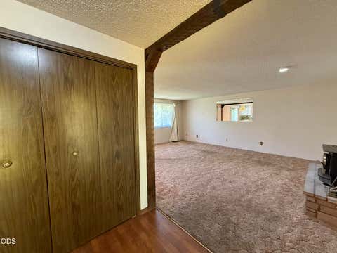 Tiny photo for 5119 Barry Avenue, Klamath Falls, OR 97603 (MLS # 220223485)