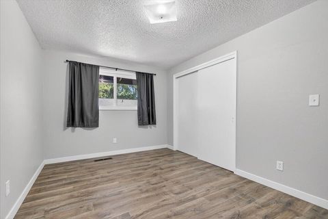 Tiny photo for 309 N Berkeley Way, Medford, OR 97504 (MLS # 220220204)