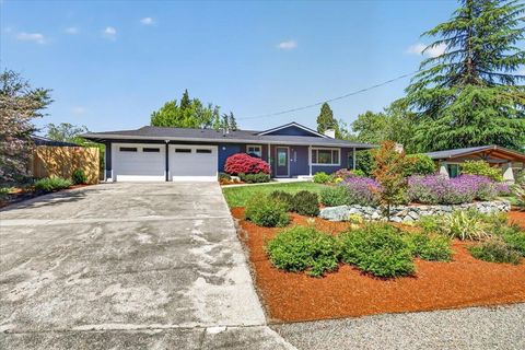 Tiny photo for 309 N Berkeley Way, Medford, OR 97504 (MLS # 220220204)