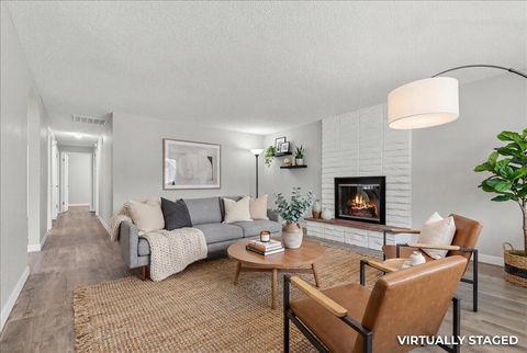 Tiny photo for 309 N Berkeley Way, Medford, OR 97504 (MLS # 220220204)