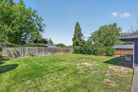 Tiny photo for 309 N Berkeley Way, Medford, OR 97504 (MLS # 220220204)