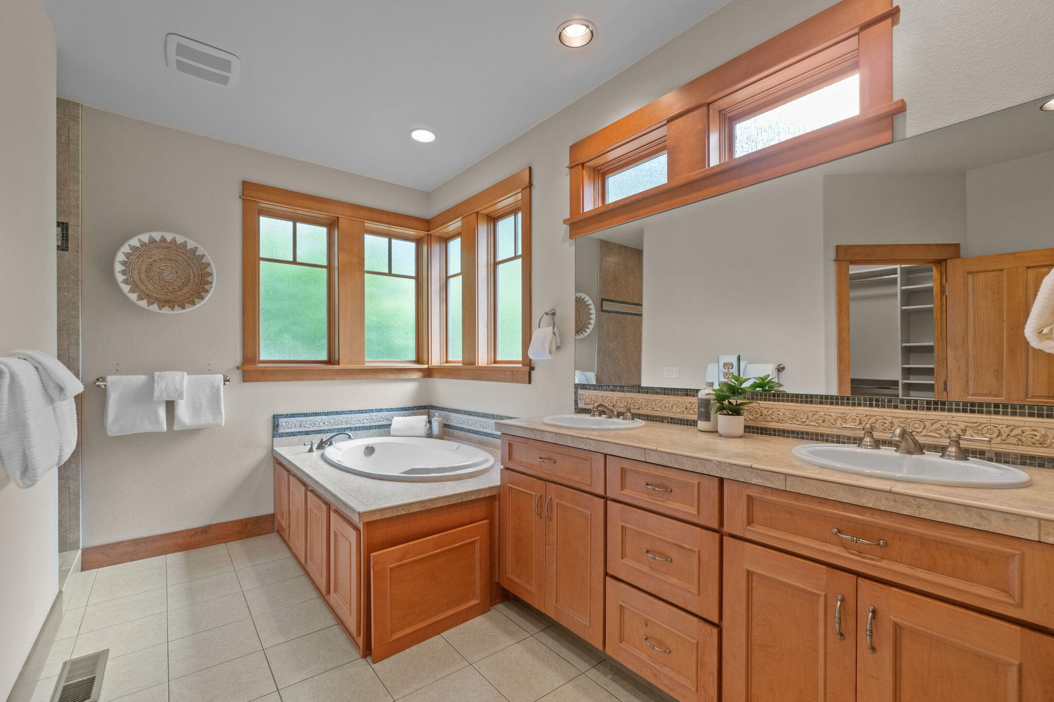 Broken Top - Residential