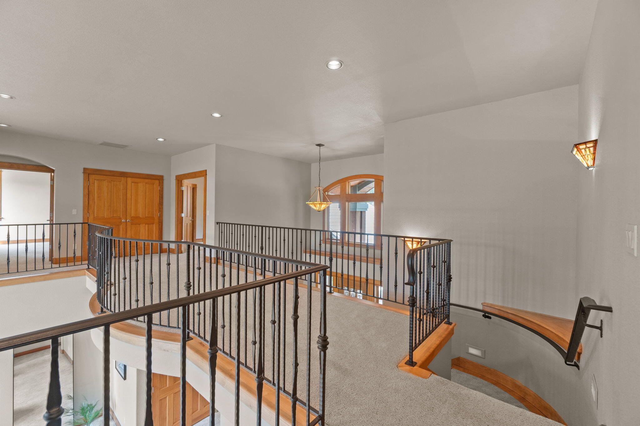 Broken Top - Residential