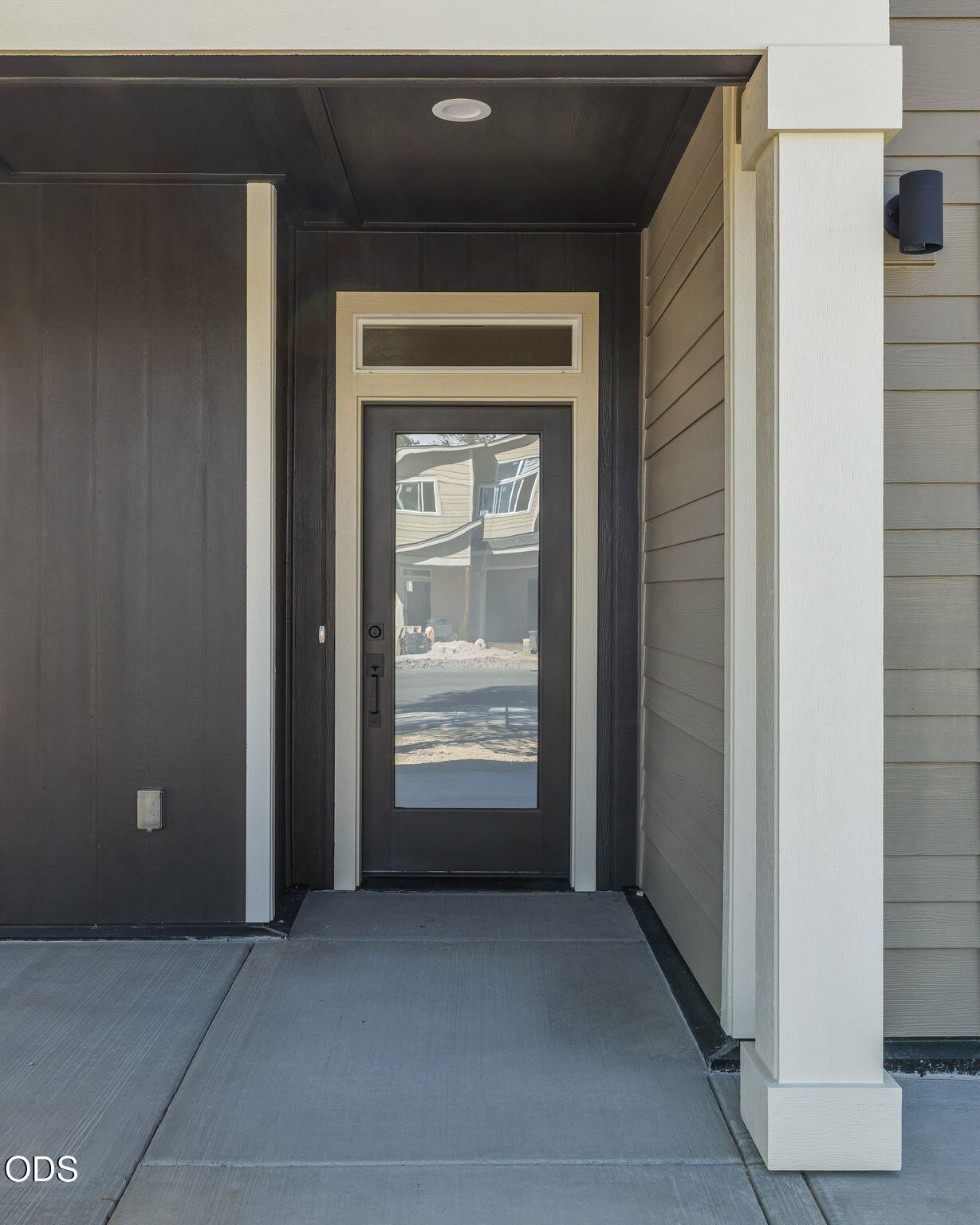 16651 Neil Lane 12