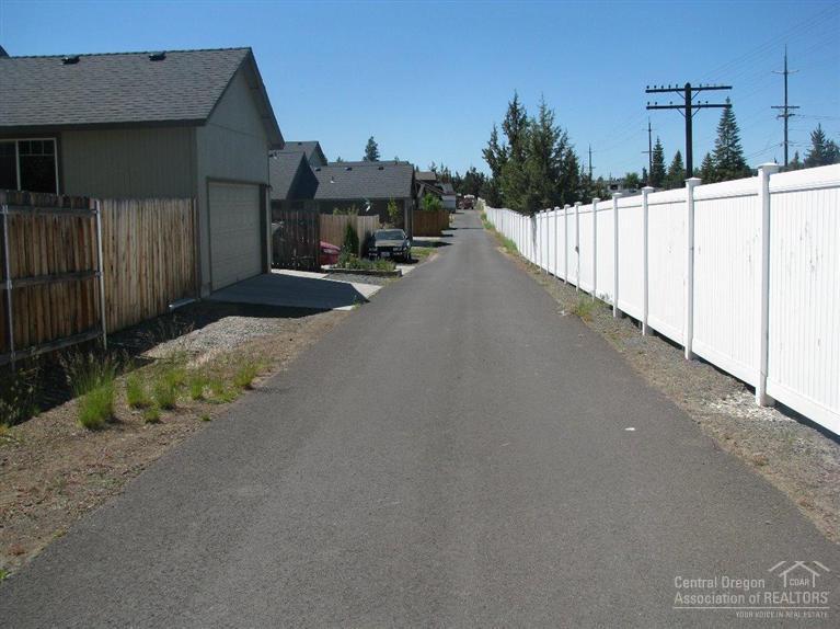 Craftsman Creek - Residential