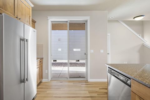 Tiny photo for 20745 NE Comet Lane, Bend, OR 97701 (MLS # 220212662)