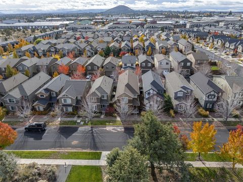 Tiny photo for 20745 NE Comet Lane, Bend, OR 97701 (MLS # 220212662)