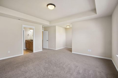 Tiny photo for 20745 NE Comet Lane, Bend, OR 97701 (MLS # 220212662)