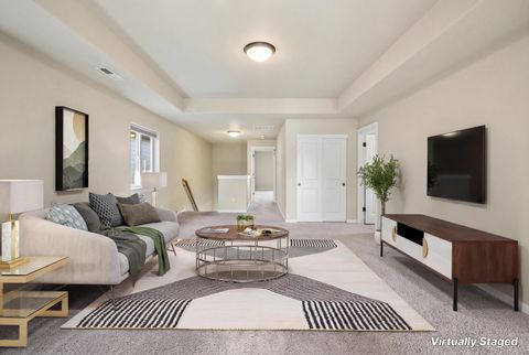 Tiny photo for 20745 NE Comet Lane, Bend, OR 97701 (MLS # 220212662)