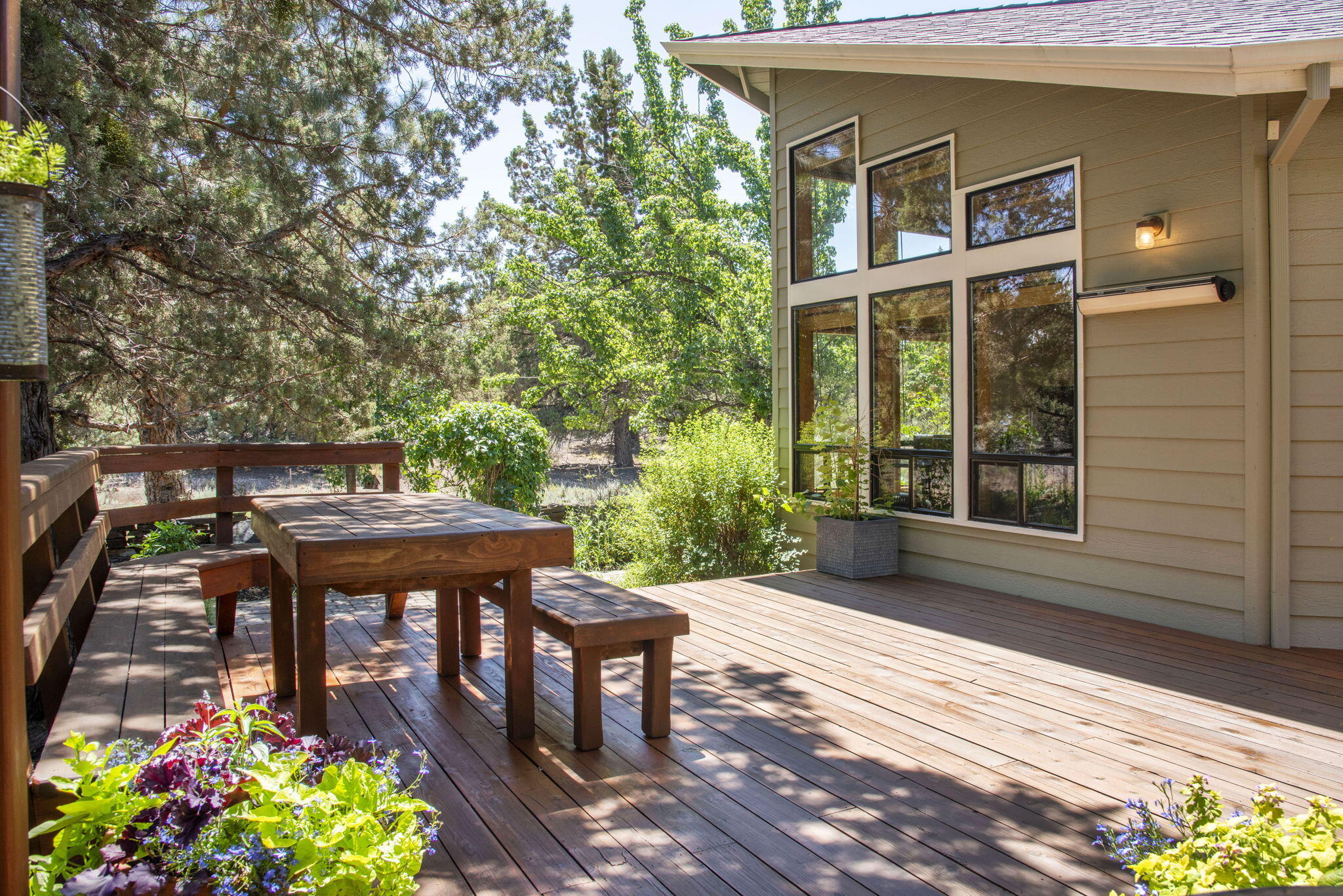 Los Serranos - Residential